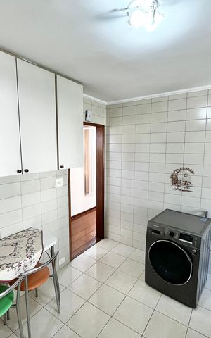 Apartamento à venda com 68m², 2 quartos e 2 vagas Apartamento à venda com 68m², 2 quartos e 2 vagasCozinha