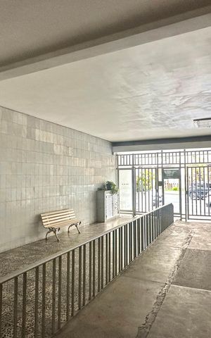 Apartamento à venda com 95m², 2 quartos e sem vaga