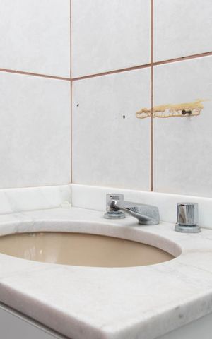 Casa à venda com 250m², 3 quartos e 3 vagasBanheiro 2