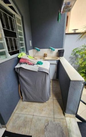 Casa à venda com 225m², 2 quartos e 2 vagas Casa à venda com 225m², 2 quartos e 2 vagasÁrea de serviço