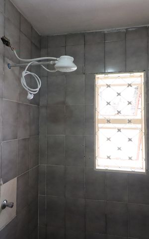 Casa à venda com 40m², 1 quarto e sem vagaBanheiro Social
