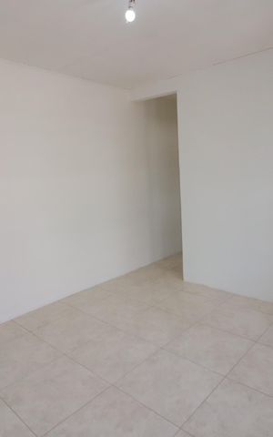 Casa à venda com 40m², 1 quarto e sem vagaSala/Quarto