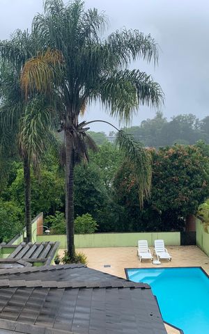Casa à venda com 350m², 5 quartos e 8 vagasVista da Suíte