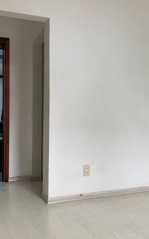Casa à venda com 350m², 5 quartos e 8 vagassuite