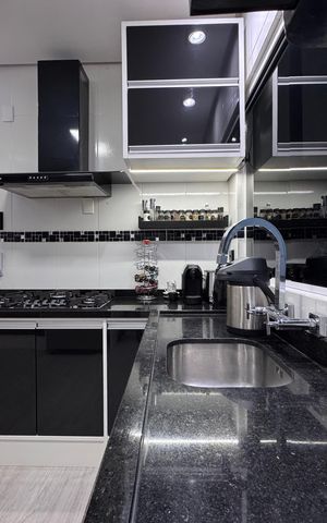 Apartamento à venda com 62m², 2 quartos e sem vaga Apartamento à venda com 62m², 2 quartos e sem vagaCozinha