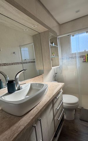 Apartamento à venda com 62m², 2 quartos e sem vaga Apartamento à venda com 62m², 2 quartos e sem vagaBanheiro