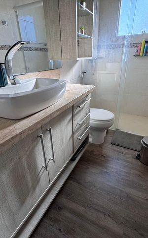 Apartamento à venda com 62m², 2 quartos e sem vaga Apartamento à venda com 62m², 2 quartos e sem vagaBanheiro