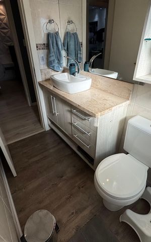 Apartamento à venda com 62m², 2 quartos e sem vaga Apartamento à venda com 62m², 2 quartos e sem vagaBanheiro