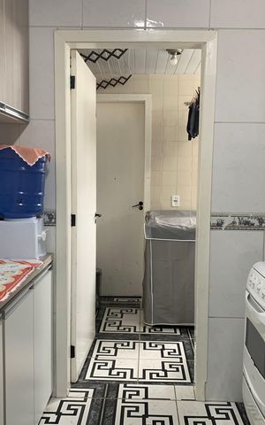 Apartamento para alugar com 93m², 2 quartos e sem vagaCozinha 