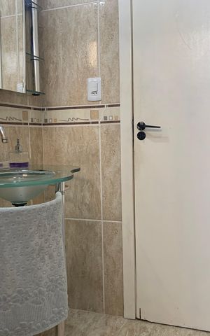 Apartamento para alugar com 93m², 2 quartos e sem vagaBanheiro