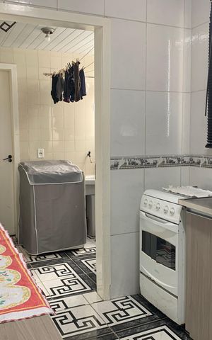 Apartamento para alugar com 93m², 2 quartos e sem vagaCozinha 