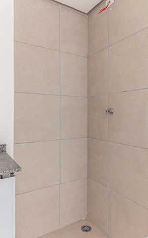 Apartamento à venda com 40m², 2 quartos e sem vaga Apartamento à venda com 40m², 2 quartos e sem vagaBanheiro