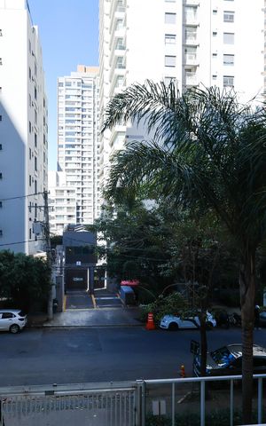 Apartamento à venda com 96m², 2 quartos e 2 vagasVista da Sala