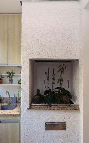 Apartamento à venda com 96m², 2 quartos e 2 vagasVaranda