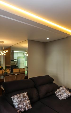 Apartamento à venda com 96m², 2 quartos e 2 vagasSala