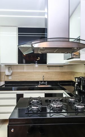 Apartamento à venda com 96m², 2 quartos e 2 vagasCozinha