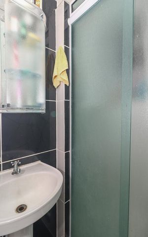 Apartamento à venda com 95m², 2 quartos e sem vagaBanheiro Social