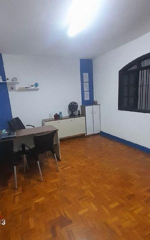 Casa à venda com 200m², 3 quartos e 2 vagas