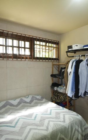 Casa à venda com 321m², 5 quartos e 2 vagasQuarto 5