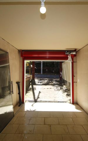 Casa à venda com 321m², 5 quartos e 2 vagasGaragem