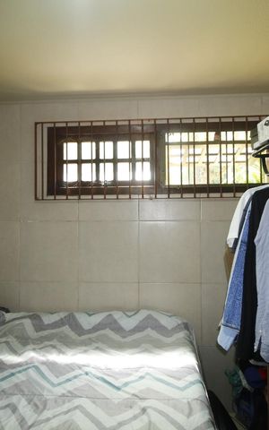 Casa à venda com 321m², 5 quartos e 2 vagasQuarto 5