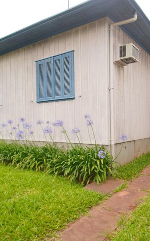 Casa à venda com 130m², 4 quartos e 2 vagasGaragem