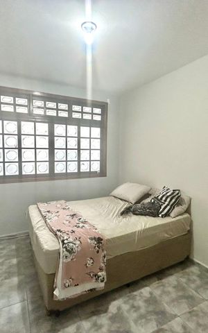 Casa à venda com 200m², 3 quartos e 3 vagas Casa à venda com 200m², 3 quartos e 3 vagasQuarto 1