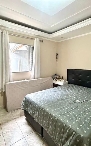Casa à venda com 200m², 3 quartos e 3 vagas Casa à venda com 200m², 3 quartos e 3 vagasQuarto Suíte