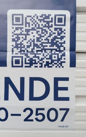 Casa à venda com 110m², 3 quartos e 2 vagasFachada