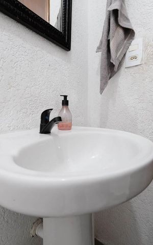Casa à venda com 110m², 3 quartos e 2 vagasLavabo