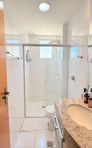 Apartamento à venda com 78m², 2 quartos e 2 vagasBanheiro 