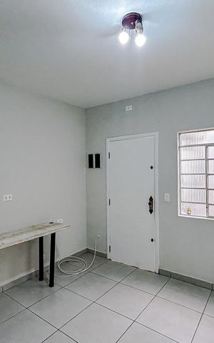 Casa para alugar com 80m², 2 quartos e sem vagaSala