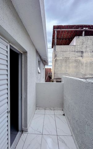 Casa para alugar com 80m², 2 quartos e sem vagaVaranda