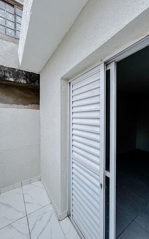 Casa para alugar com 80m², 2 quartos e sem vagaVaranda