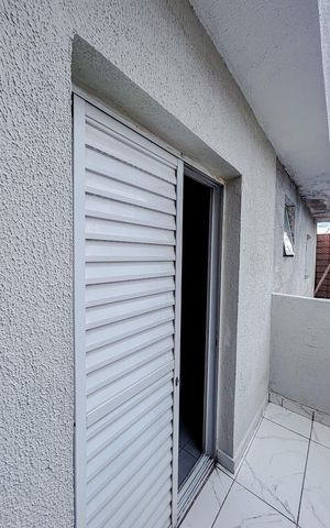 Casa para alugar com 80m², 2 quartos e sem vagaVaranda