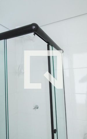 Studio para alugar com 26m², 1 quarto e sem vaga Studio para alugar com 26m², 1 quarto e sem vagaBanheiro Social