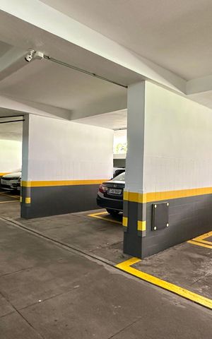 Apartamento à venda com 300m², 4 quartos e 1 vaga Apartamento à venda com 300m², 4 quartos e 1 vagaÁrea comum
