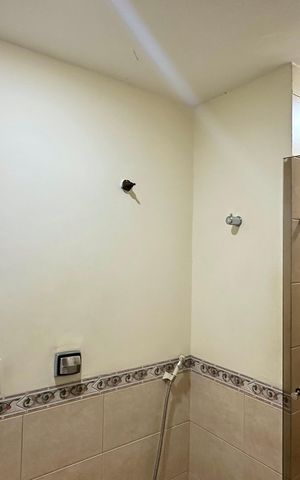 Apartamento à venda com 300m², 4 quartos e 1 vaga Apartamento à venda com 300m², 4 quartos e 1 vagaBanheiro