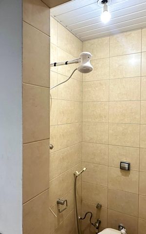 Apartamento à venda com 300m², 4 quartos e 1 vaga Apartamento à venda com 300m², 4 quartos e 1 vagaBanheiro da Suíte 1