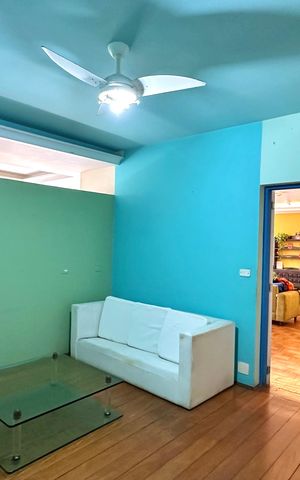Apartamento à venda com 300m², 4 quartos e 1 vaga Apartamento à venda com 300m², 4 quartos e 1 vagaÁrea comum
