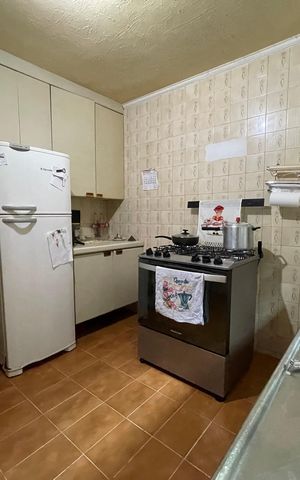 Casa à venda com 140m², 2 quartos e 2 vagas Casa à venda com 140m², 2 quartos e 2 vagasCozinha