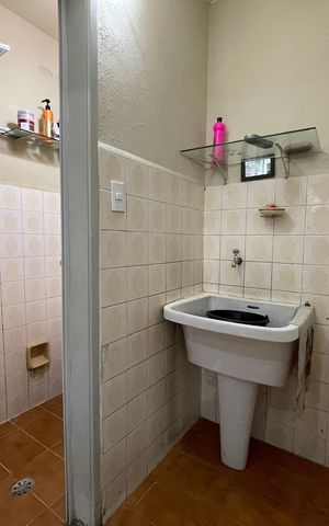 Casa à venda com 140m², 2 quartos e 2 vagas Casa à venda com 140m², 2 quartos e 2 vagasÁrea de Serviço