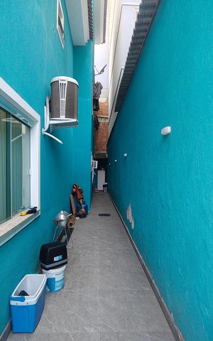 Casa de condomínio à venda com 190m², 4 quartos e 1 vaga Casa de condomínio à venda com 190m², 4 quartos e 1 vagaQuintal Externo