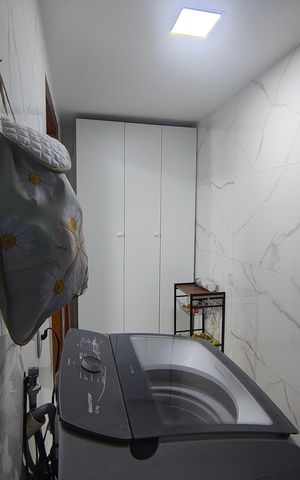Casa de condomínio à venda com 190m², 4 quartos e 1 vaga Casa de condomínio à venda com 190m², 4 quartos e 1 vagaÁrea de Serviço