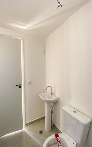 Studio para alugar com 27m², 1 quarto e sem vaga Studio para alugar com 27m², 1 quarto e sem vagaBanheiro