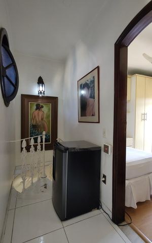 Casa de condomínio à venda com 235m², 4 quartos e 4 vagasHall 