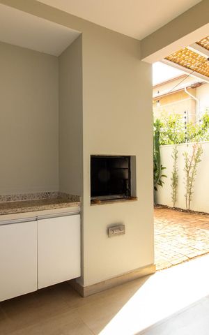 Casa de condomínio à venda com 133m², 3 quartos e 3 vagas