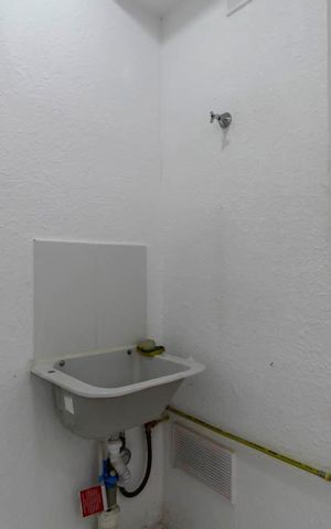 Apartamento à venda com 34m², 2 quartos e sem vaga Apartamento à venda com 34m², 2 quartos e sem vagaÁrea de Serviço
