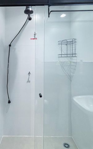 Studio à venda com 26m², 1 quarto e sem vaga Studio à venda com 26m², 1 quarto e sem vagaBanheiro social