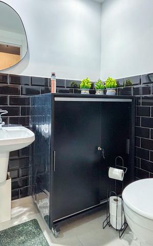 Studio à venda com 26m², 1 quarto e sem vaga Studio à venda com 26m², 1 quarto e sem vagaBanheiro social